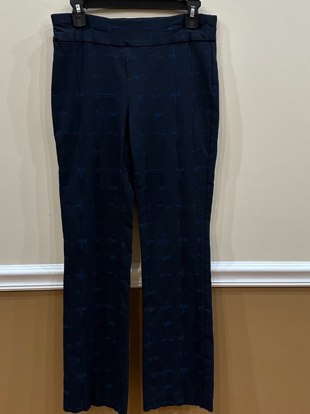 Blue print on black pants ALFANI